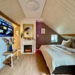 Lot54 Homes Feuerscheid