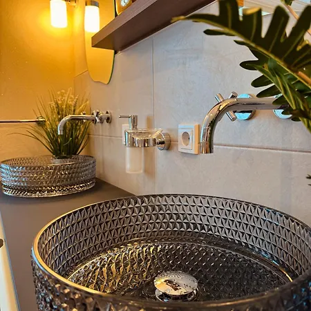 Lot54 Homes Feuerscheid