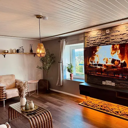 Holiday home Lot54 Homes Feuerscheid