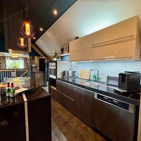 Lot54 Homes Holiday home Feuerscheid